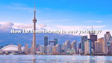 How far from toronto to new york city?